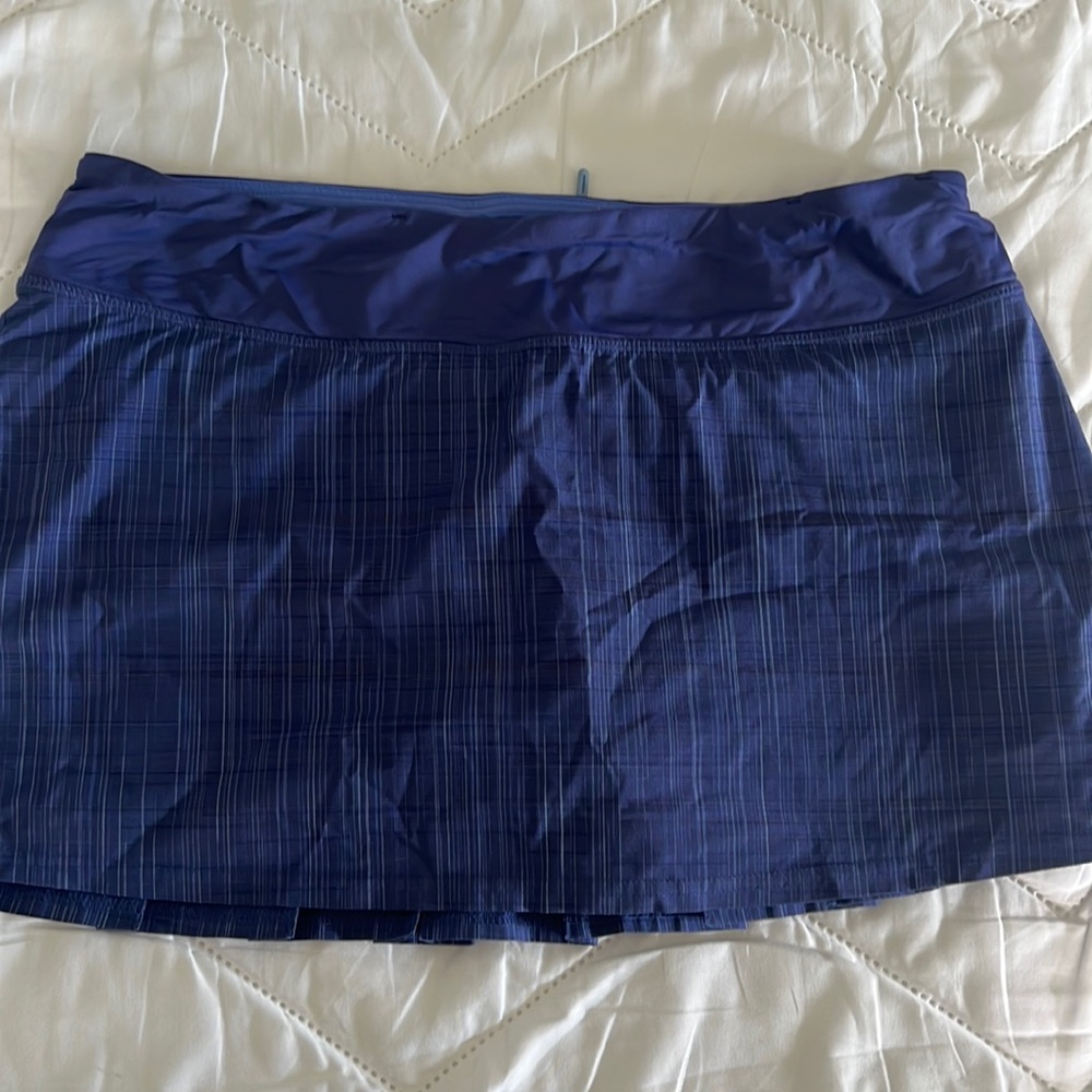Lululemon pleated running skirt size 8